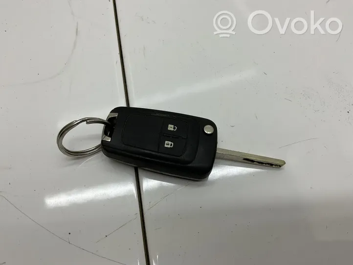 Opel Meriva B Ignition key/card 13500226