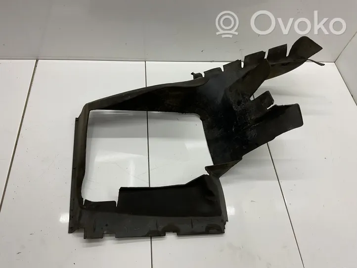 Audi Q7 4L Prowadnica powietrza intercoolera 4L0117335B