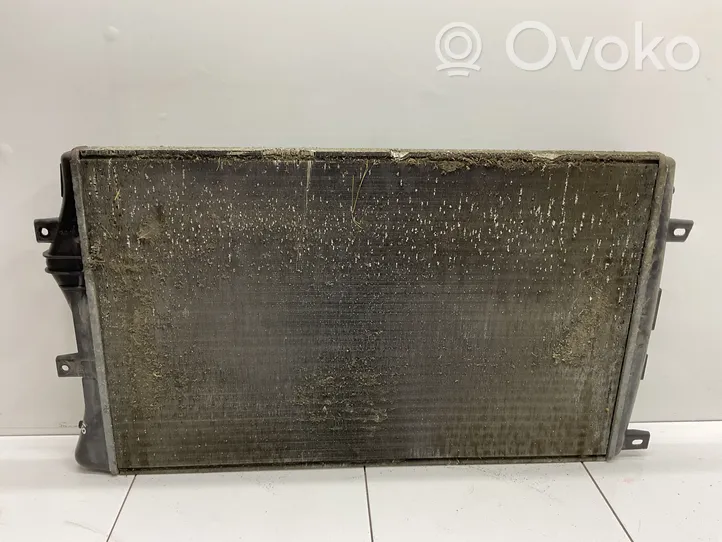 Volkswagen PASSAT B7 Coolant radiator 1K0121253AA