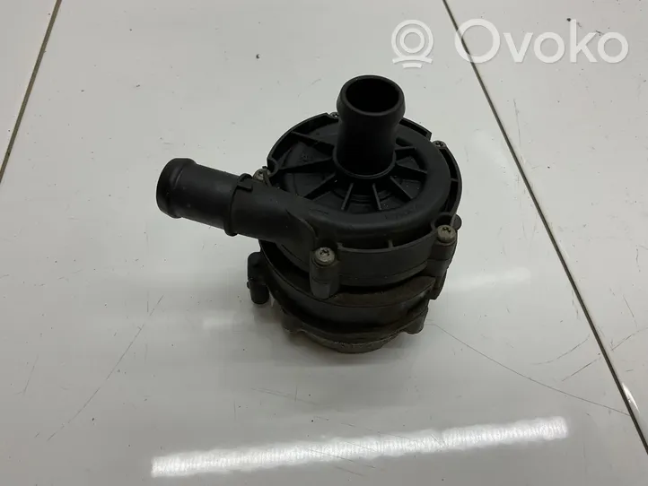 Volkswagen Golf VII Pompa cyrkulacji / obiegu wody 04L965567