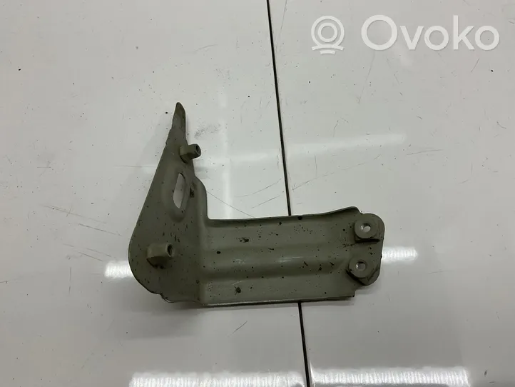 Volkswagen Golf VII Fender mounting bracket 5G0821135B