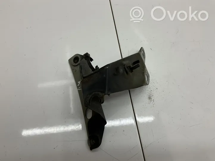 Audi A7 S7 4G Supporto di montaggio del parafango 4G8821135C