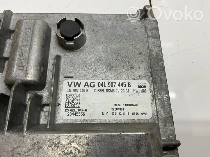 Volkswagen Golf VII Calculateur moteur ECU 04L907445B