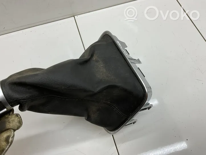 Volkswagen Tiguan Revêtement pommeau de levier de vitesses cuir 5N0711113N