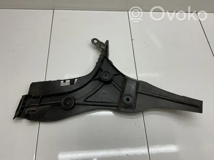 Audi A3 S3 8V Soporte de montaje del parachoques trasero 8V4807377