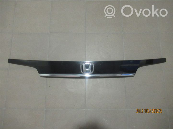 Honda CR-V Trunk door license plate light bar 540410010