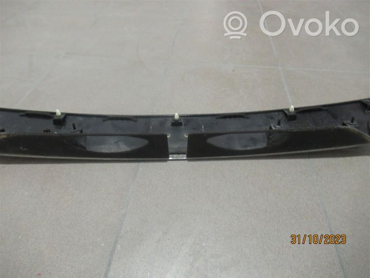 Honda CR-V Trunk door license plate light bar 540410010