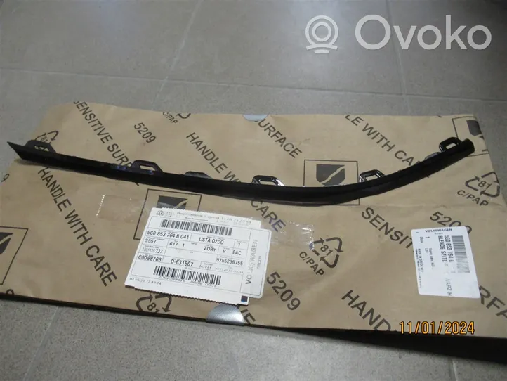 Volkswagen Golf VII Moulure de pare-chocs avant 5G0853764B041