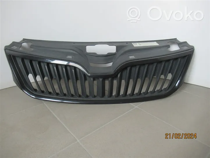 Skoda Rapid (NH) Grille calandre supérieure de pare-chocs avant 5JA853668