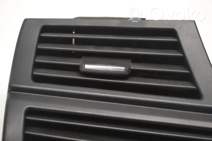 BMW X5 E70 Moldura protectora de la rejilla de ventilación lateral del panel 9227767