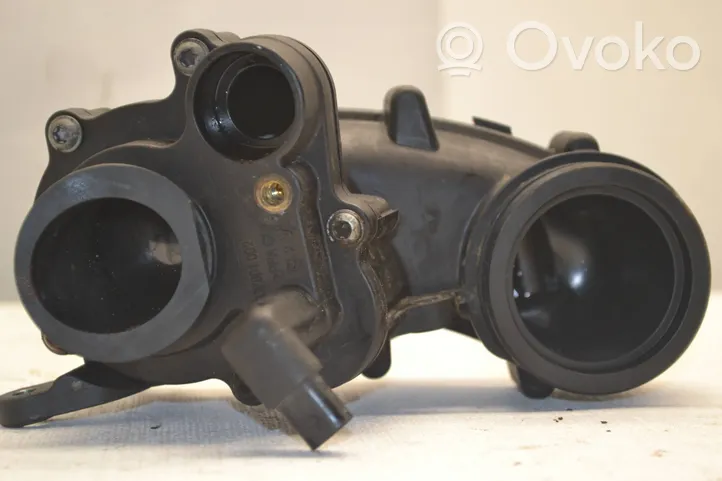 Audi A6 S6 C7 4G Termostaatin kotelo 059121111BK