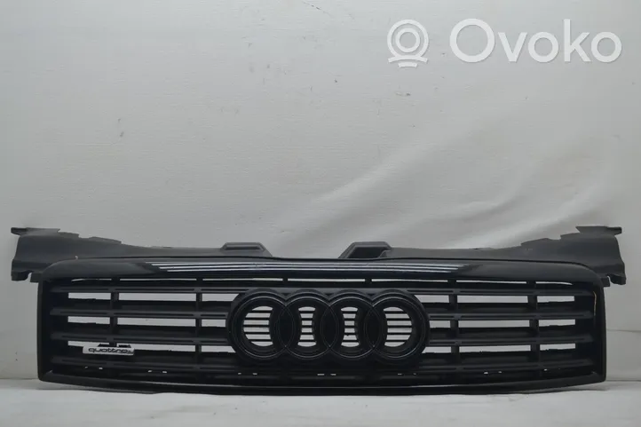 Audi A8 S8 D3 4E Griglia superiore del radiatore paraurti anteriore 4E0807653A