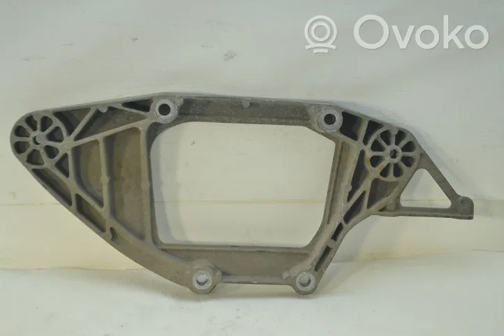 Audi A6 S6 C7 4G Staffa di montaggio del differenziale posteriore/differenziale 8K0599287J