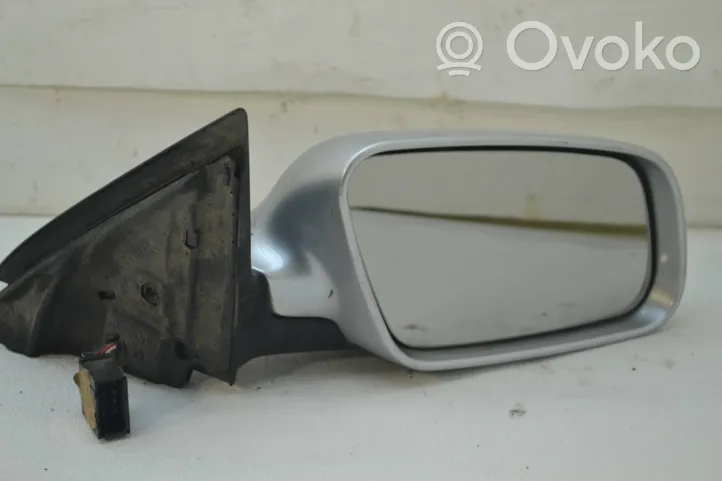 Audi A6 Allroad C5 Front door electric wing mirror E1010593