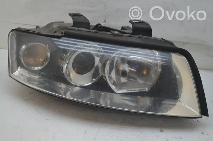 Audi A4 S4 B6 8E 8H Lampa przednia 8E0941004S