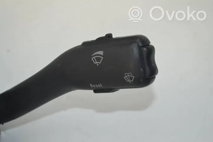 Audi A6 S6 C5 4B Commodo, commande essuie-glace/phare 4B0953503G