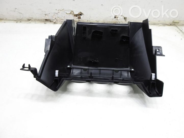 Mitsubishi ASX Panelės apdailos skydas (centrinis) 8002A780