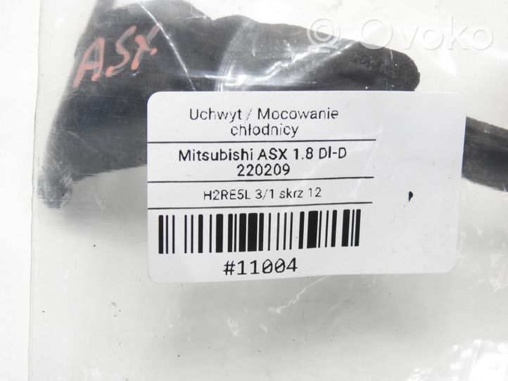 Mitsubishi ASX Fixation de radiateur 