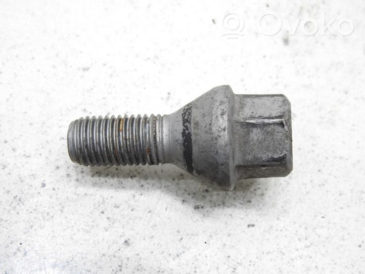 Dacia Dokker Nuts/bolts 