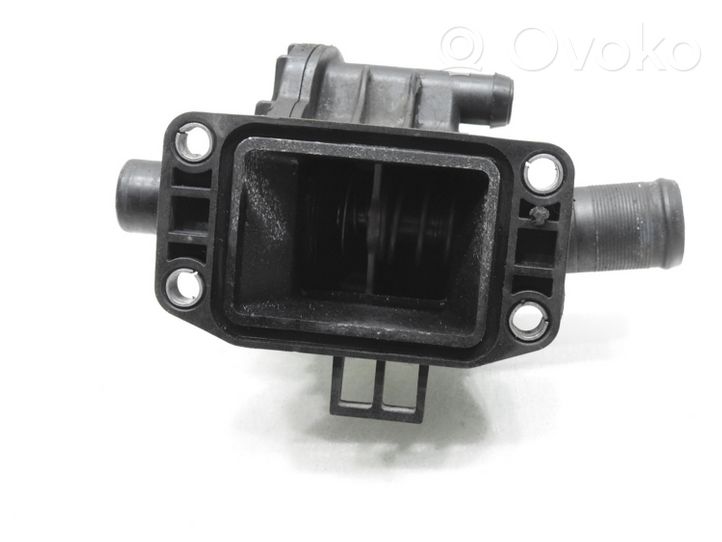 Peugeot 307 Boîtier de thermostat 9647767180