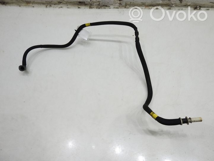 Peugeot 307 Tuyau d'alimentation conduite de carburant 