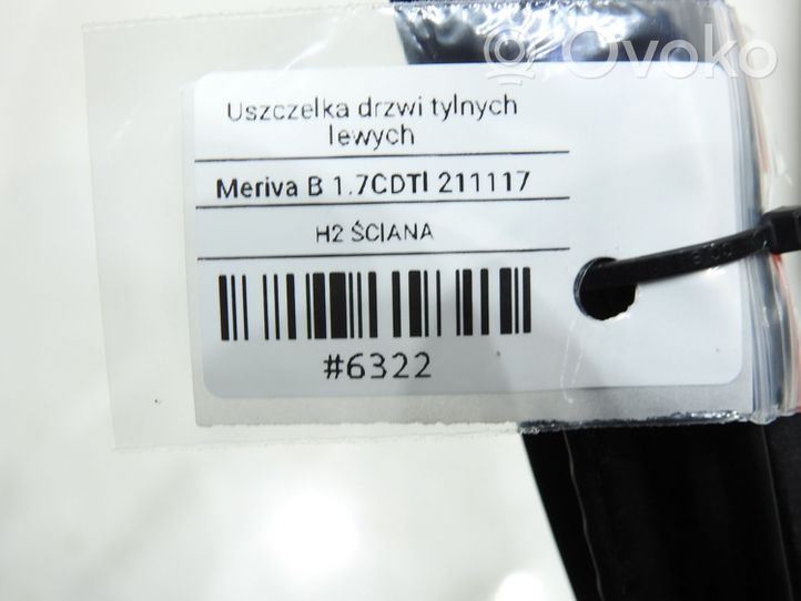 Opel Meriva B Gumowa uszczelka drzwi tylnych 