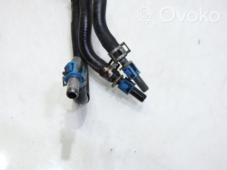 Suzuki Swift Tuyau d'alimentation conduite de carburant 