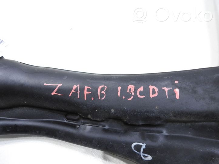 Opel Zafira B Tuyau de remplissage de réservoir de carburant 13159945