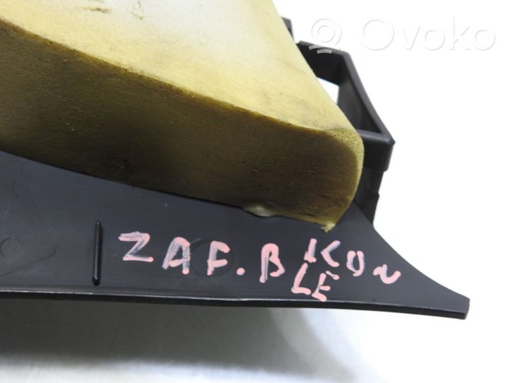 Opel Zafira B Garniture d'extrémité latérale du tableau de bord 13158715