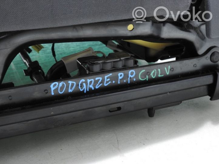 Volkswagen Golf V Fotel przedni pasażera 