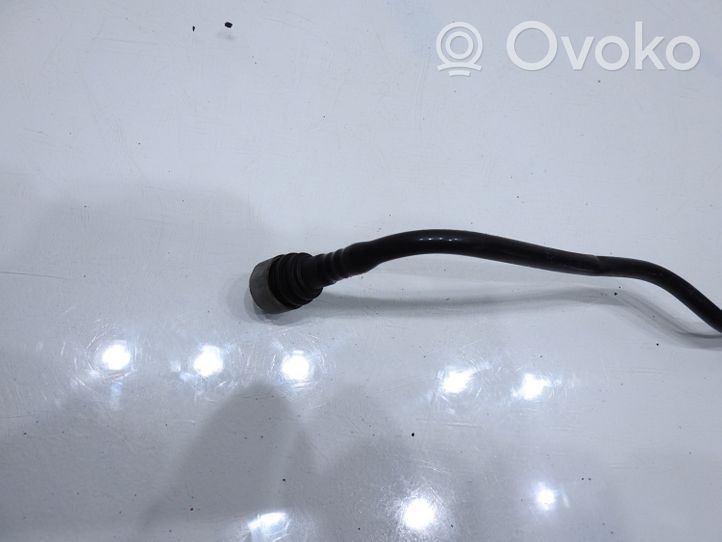 Volvo V50 Clutch pipe/line 