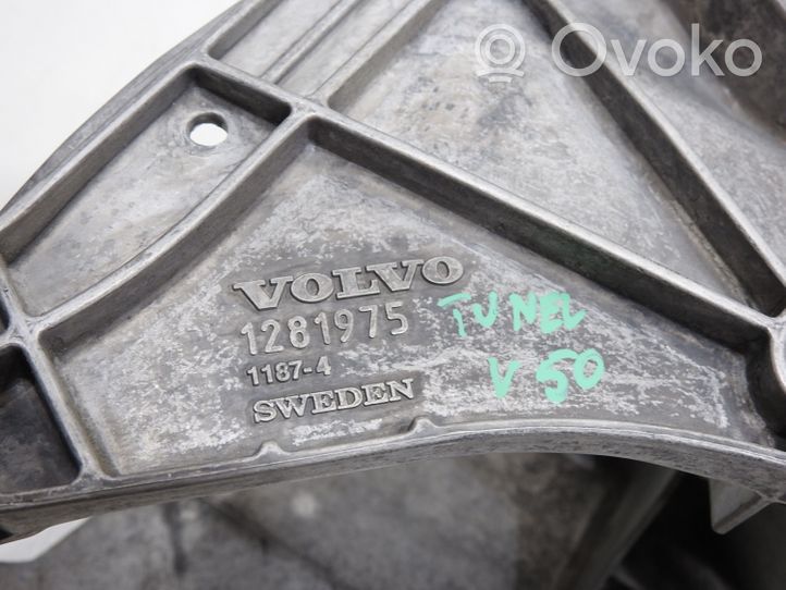 Volvo V50 Muu keskikonsolin (tunnelimalli) elementti 