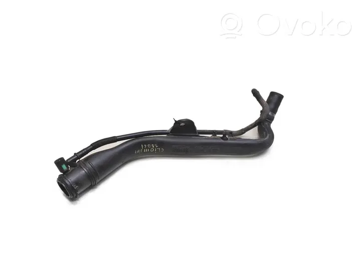 Renault Clio III Tuyau de remplissage de réservoir de carburant 8200477047