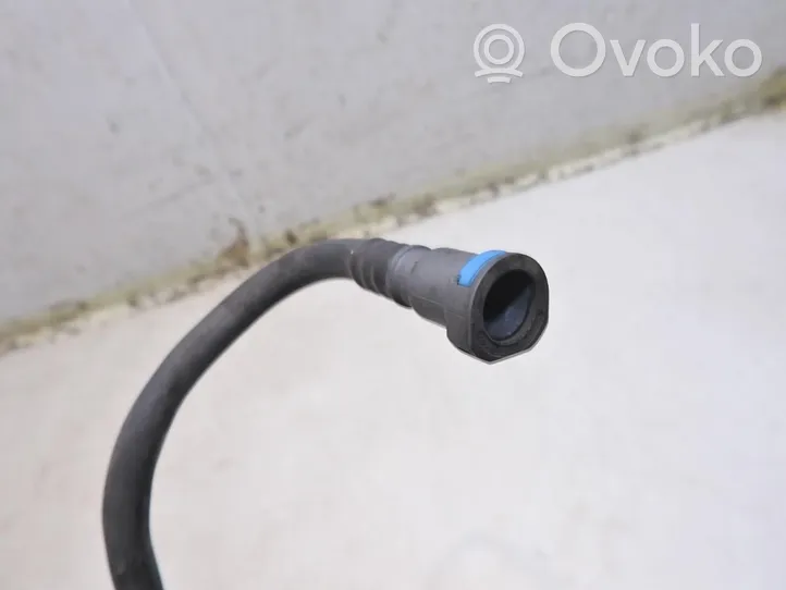 Renault Clio III Tuyau d'alimentation conduite de carburant 