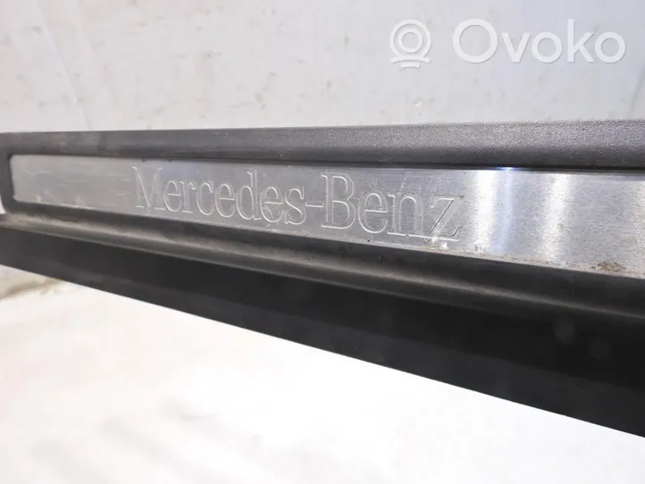 Mercedes-Benz C AMG W203 Copertura del rivestimento del sottoporta anteriore A2036800735