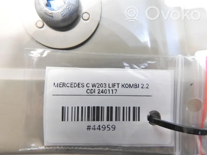 Mercedes-Benz C AMG W203 Pas bezpieczeństwa fotela przedniego 33005930F