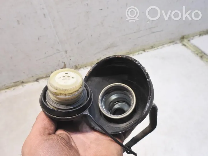 Nissan Micra Tuyau de remplissage de réservoir de carburant 