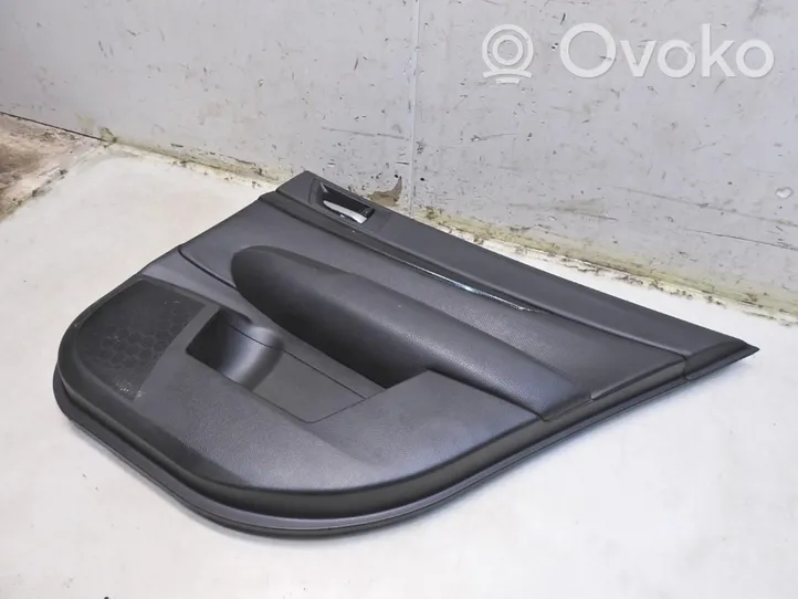 Subaru Legacy Apšuvums aizmugurējām durvīm S73508400