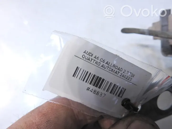 Audi A6 Allroad C6 Kloķvārpstas stāvokļa sensors 0261210146