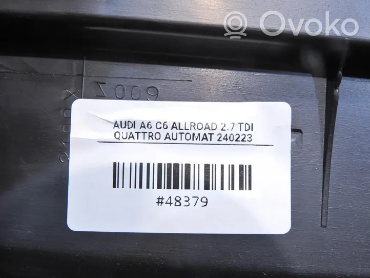 Audi A6 Allroad C6 Apmušimas galinių durų (obšifke) 4F0867306K