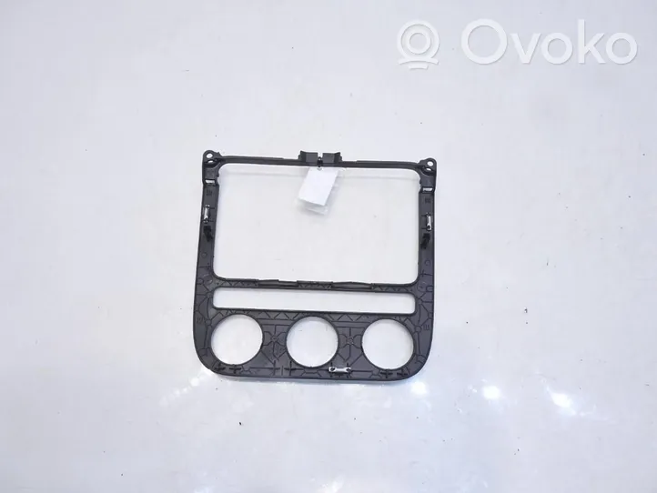 Volkswagen Golf V Rivestimento del pannello 1K0858071C