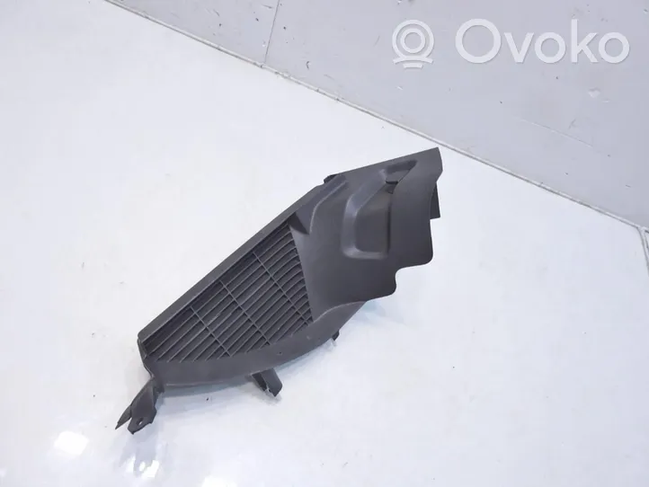 Volkswagen Golf V Podpora mocowania półki bagażnika 1K6867761M