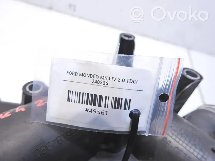 Ford Mondeo MK IV Boîtier de thermostat 9656182980