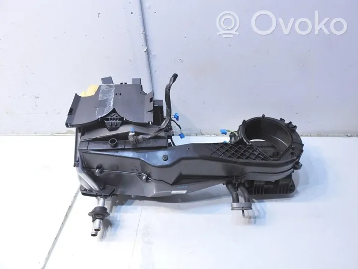 Audi A4 S4 B7 8E 8H Scatola climatizzatore riscaldamento abitacolo assemblata 8E1819151