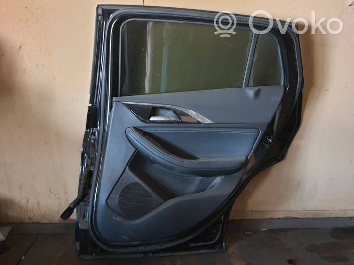 Infiniti QX30 Rear door 