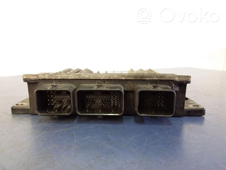 Nissan Micra Komputer / Sterownik ECU silnika 8200308217