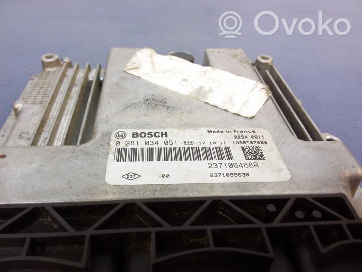 Renault Megane I Unité de commande, module ECU de moteur 237106468R