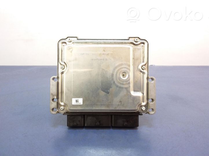 Renault Megane I Unité de commande, module ECU de moteur 237106468R