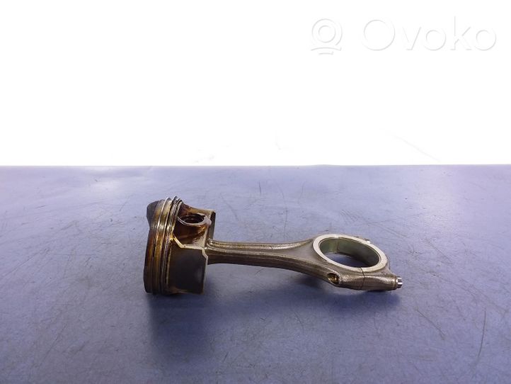 Audi A8 S8 D4 4H Piston 