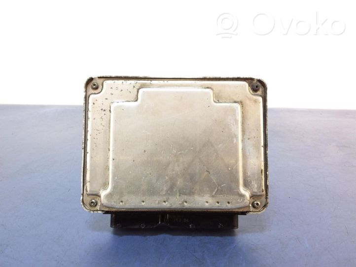 Volkswagen Polo IV 9N3 Centralina/modulo motore ECU 038906019NC